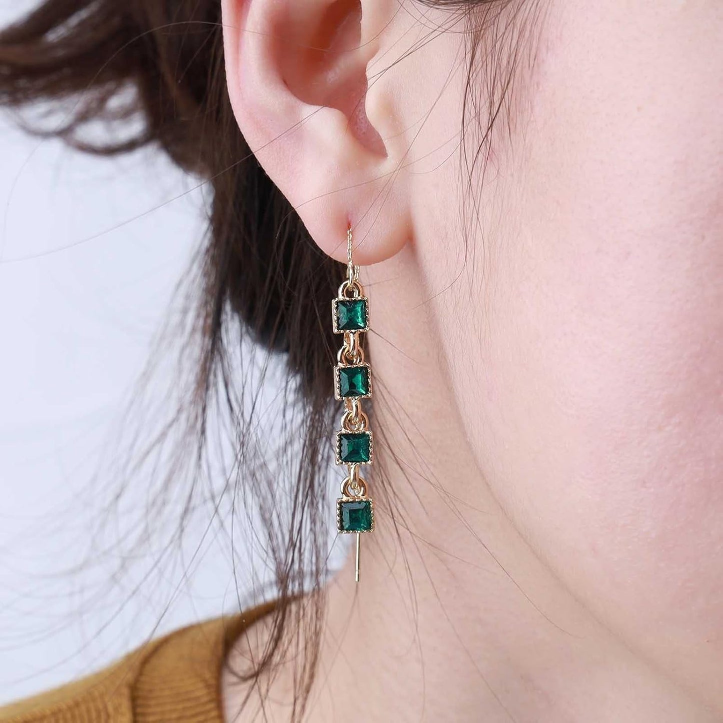 Vintage Crystal Emerald Threader Earrings Emerald Square Stud Earrings Long Chain Tassel Dangle Earrings Gold Bar Pull Through Earrings Jewelry for Women