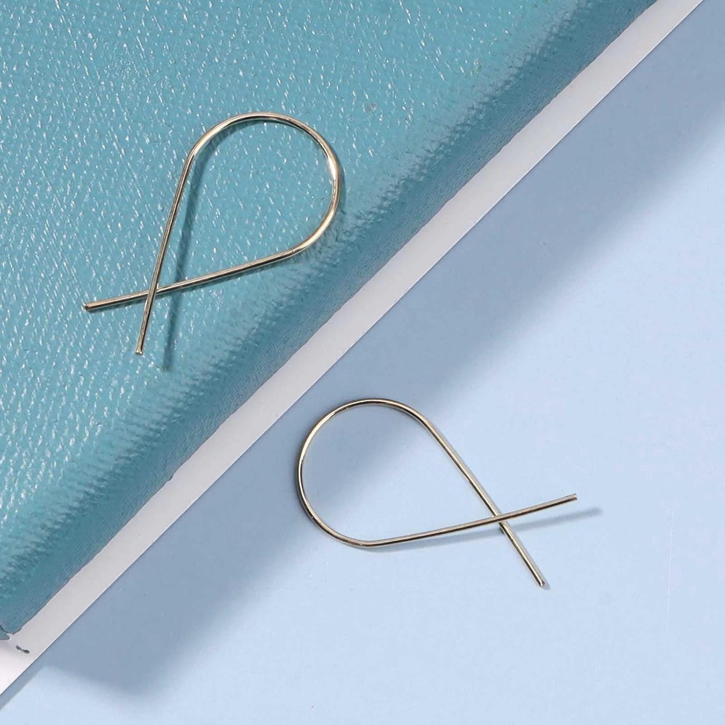 Cross Arc Threader Earrings Gold Wire Twist Earrings Geometric Wire Earrings Tiny Open Hoop Threader Earrings Jewelry for Women and Girls Gifts