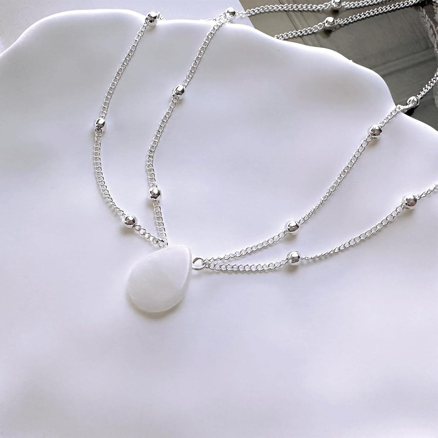 Layered Teardrop Pendant Necklace Teardrop Natural Stone Necklace Teardrop Gemstone Necklace Chain White Teardrop Necklace Choker Gold Satellite Chain Necklace Jewelry for Women and Girls