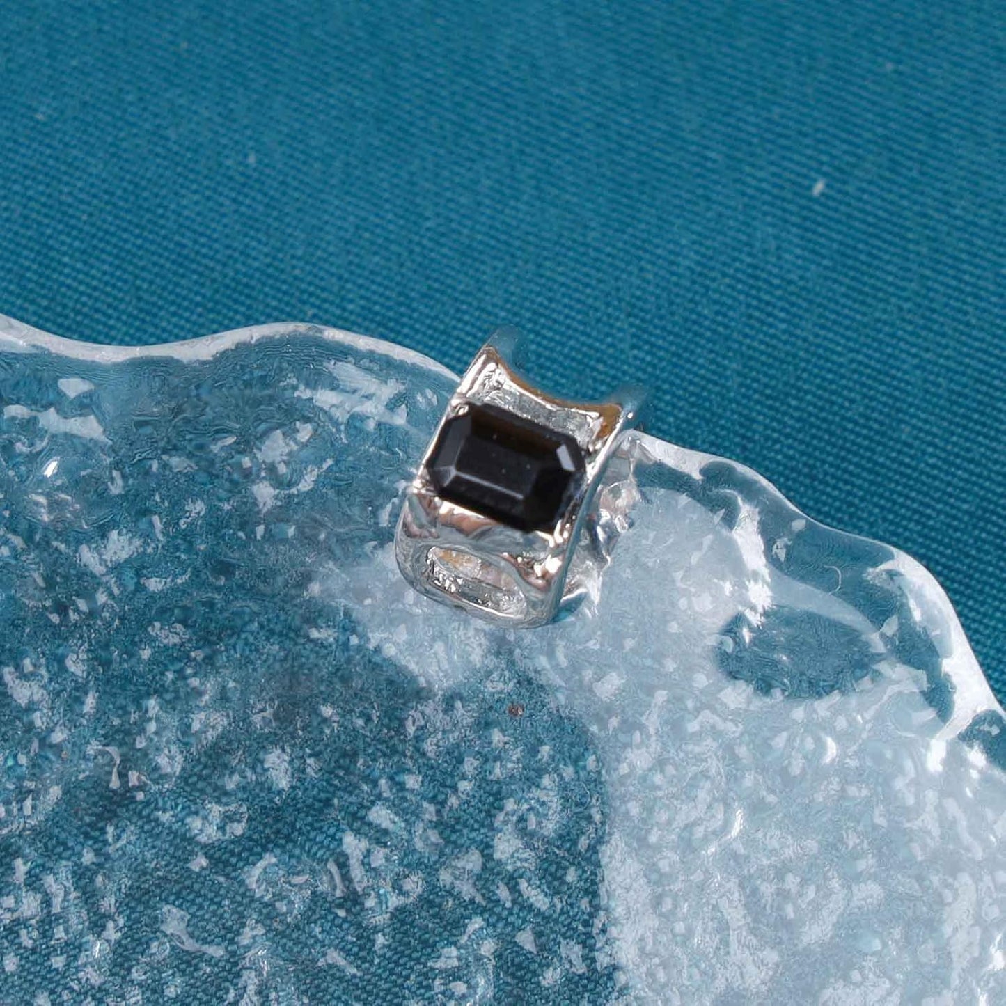 Vintage Crystal Ear Cuff Earrings Black Onyx Cuff Earrings Rhinestone Cartilage Earrings Silver Open Cuff Wrap Earrings Jewelry for Women